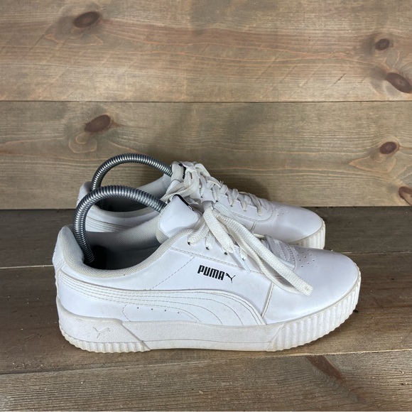 Puma carina Womens size 7.5 shoes white leather comfort casual sneakers - Picture 2 of 8